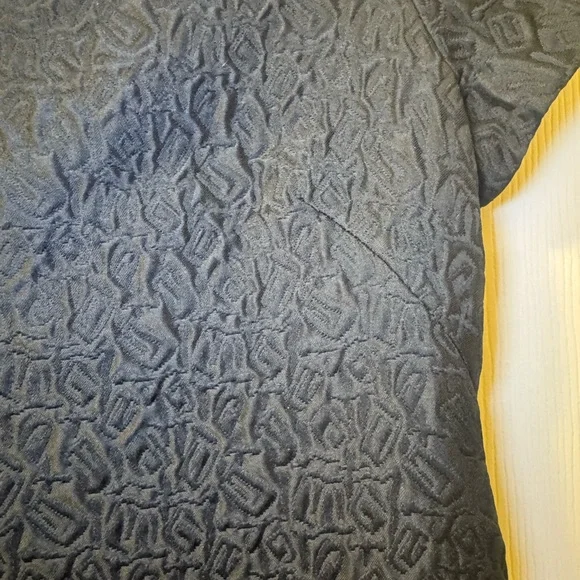 'S MaxMara Modern Brocade Jacquard Shift Little Black Dress with Sleeves Size 4 - Picture 4 of 9